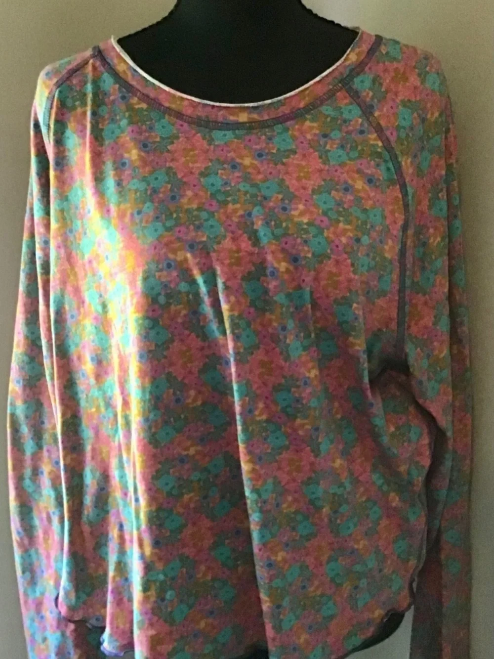 Natural Life long sleeve tee, Size XXL, multi floral pattern - Picture 1 of 3